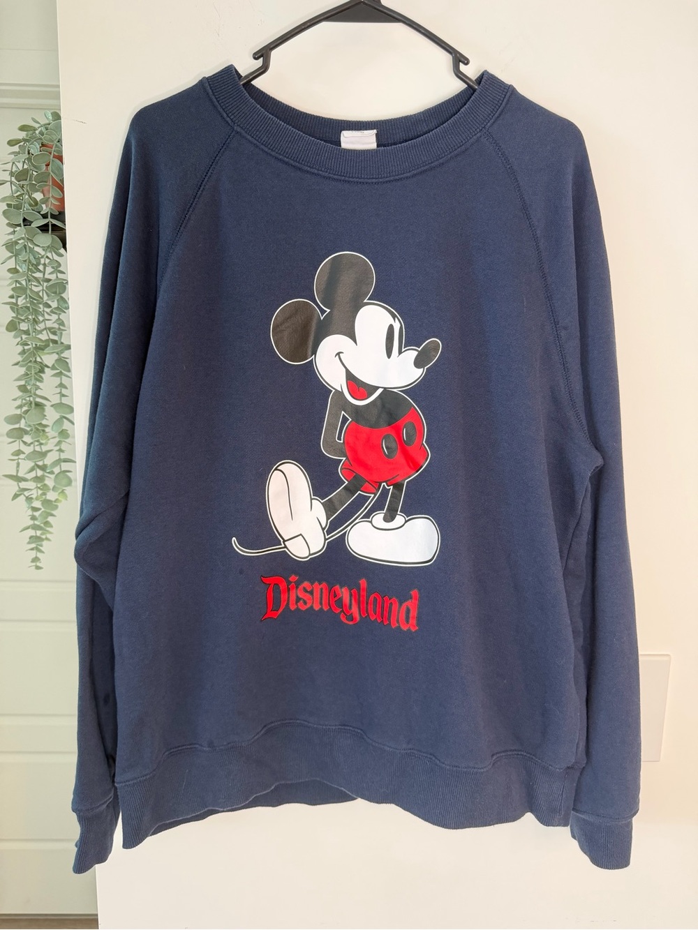 Disney Disneyland Mickey Mouse Navy Crewneck Sweatshirt Adult Large L